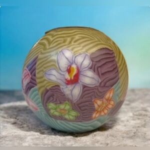 Round Ball Candle